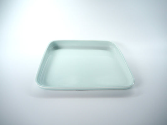 易于舀取的餐具 盘子