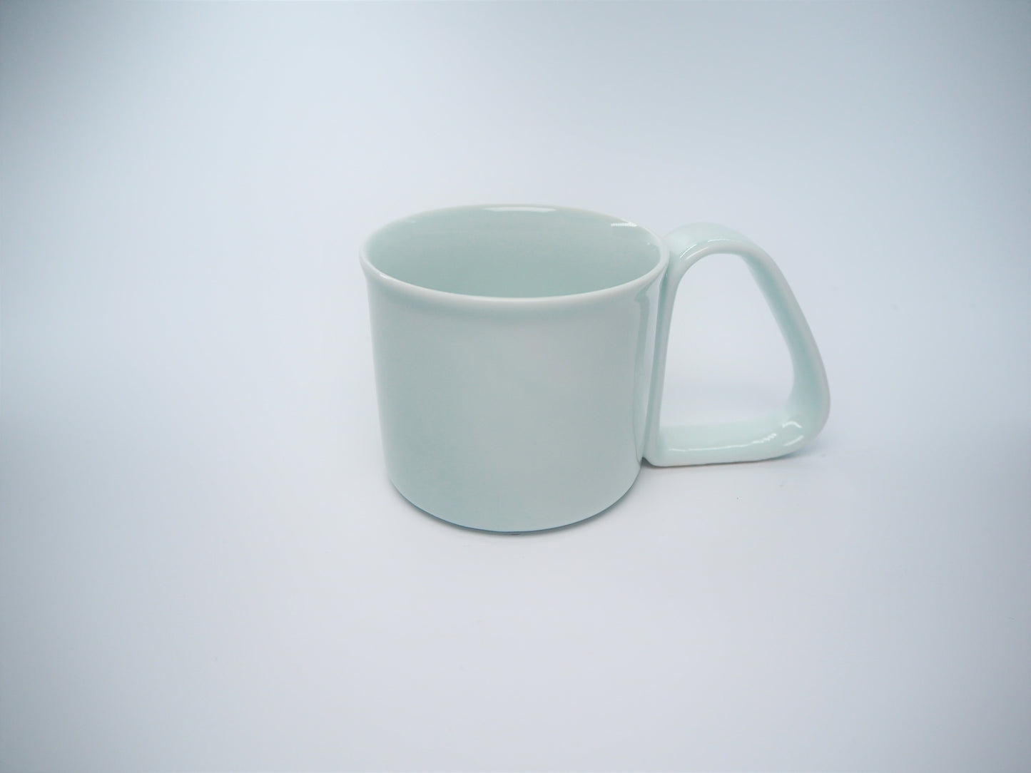 易于舀取的餐具 杯子