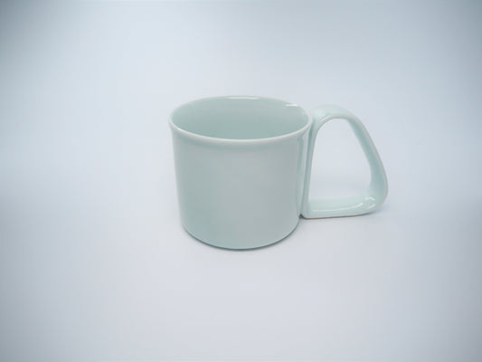 易于舀取的餐具 杯子