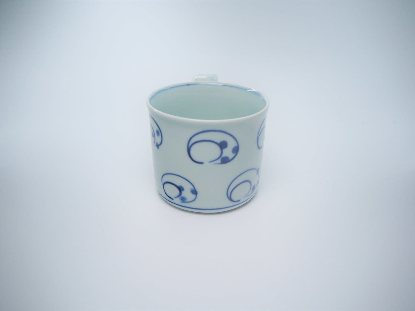 易于舀取的餐具 杯子