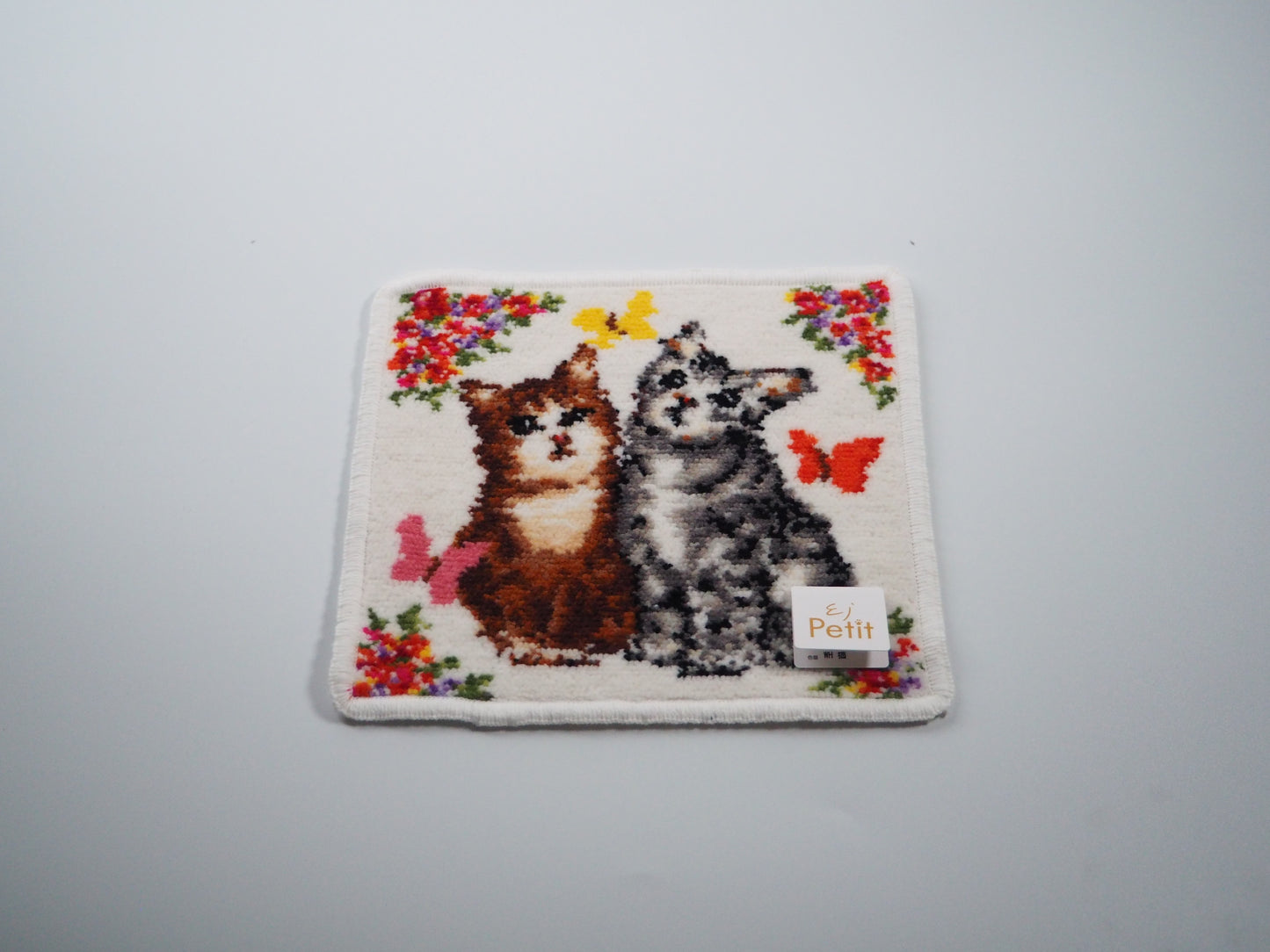 "Enjeau" Handkerchief (Small)